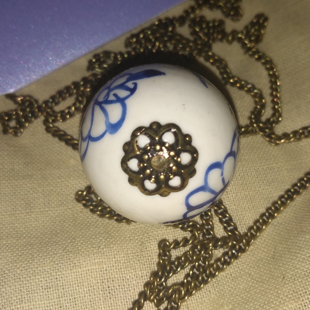 NWT 2 Necklaces, Both Long, Claire's, Blue & White Glass Pendant, Gold F… - Picture 8 of 8